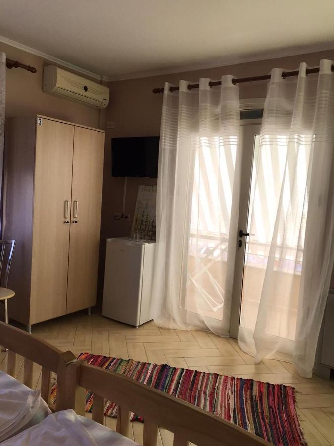 Hotel Durres Vila 53 Exterior photo